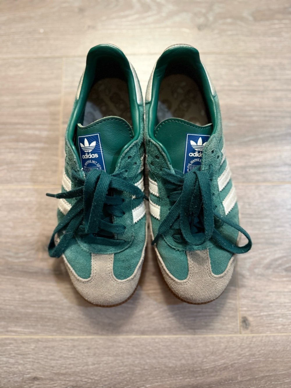 ADIDAS Green Suede Samba Sneakers (Unisex Men’s Size 5.5 / Women’s 7)